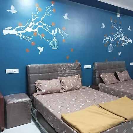 Honest Deluxe Room Garudeshwar Екстериор снимка